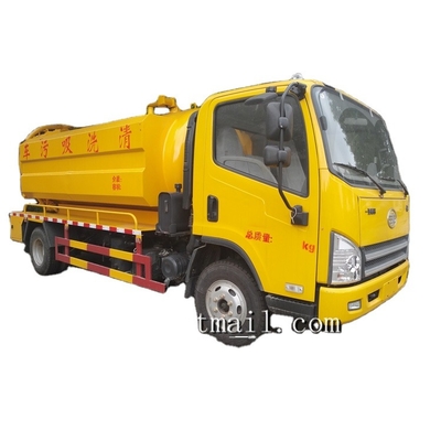 Vacuum Trucks , Sewage Suction Truck With 2600L Capacity 2.6 CBM